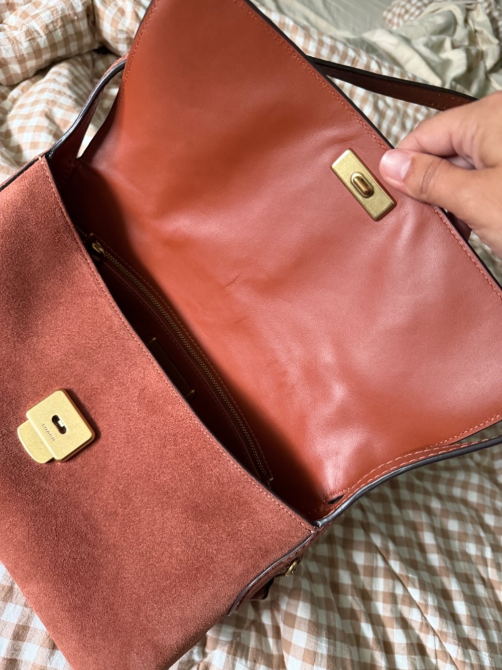 Coach Chelsea 30 in Clay Suede - Picture 3 of 4